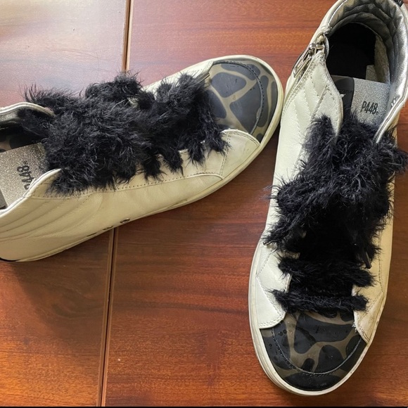 Authentic P448 super cute! Only worn a handful of times. Size 37 - Picture 3 of 4